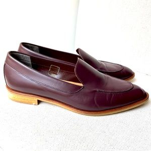 Everlane The Modern Loafer in Italian Burgundy Leather (size 9.5)